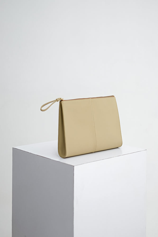 Levaya iPad Sleeve in Buttercream