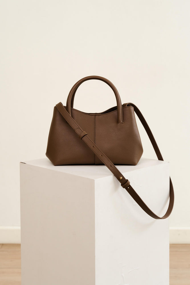 Mini Madden Bag in Mocca