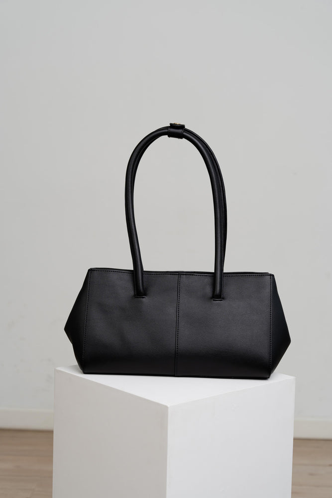 Tortee Baguette Bag in Black