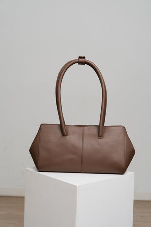 Tortee Baguette Bag in Mocca