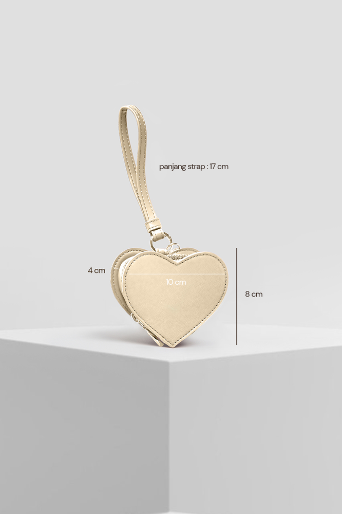 Esme Wristlet in Butter Yellow