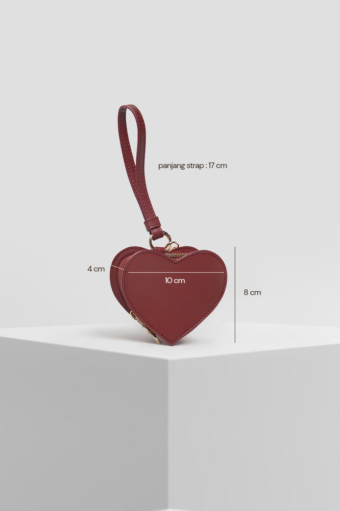 Esme Wristlet in Ruby Red