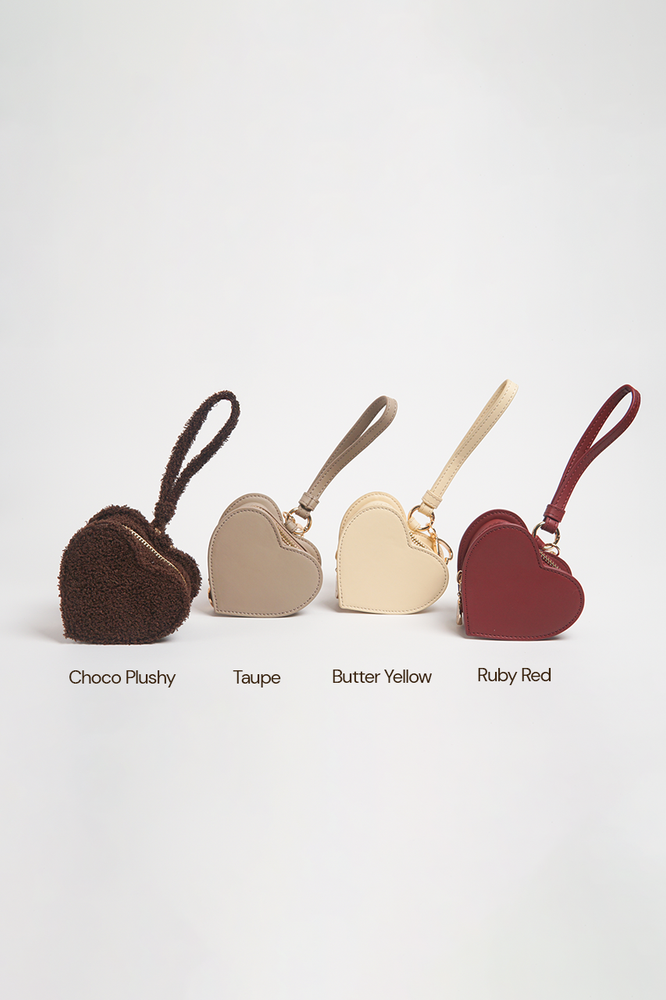 Esme Wristlet in Taupe