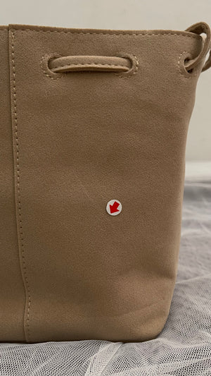 SAMPLE/DEFECT SALE - Taffy Bucket Bag in New Sand