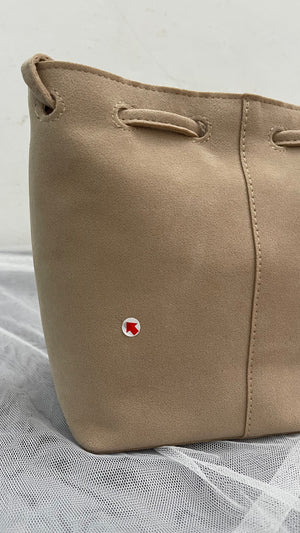 SAMPLE/DEFECT SALE - Taffy Bucket Bag in New Sand