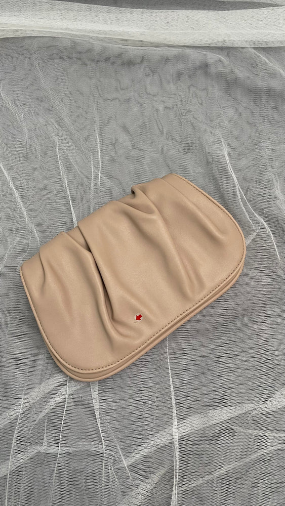 SAMPLE/DEFECT SALE - Edden Mini Bag in Beige