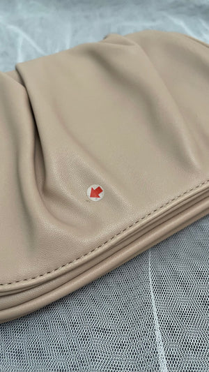 SAMPLE/DEFECT SALE - Edden Mini Bag in Beige