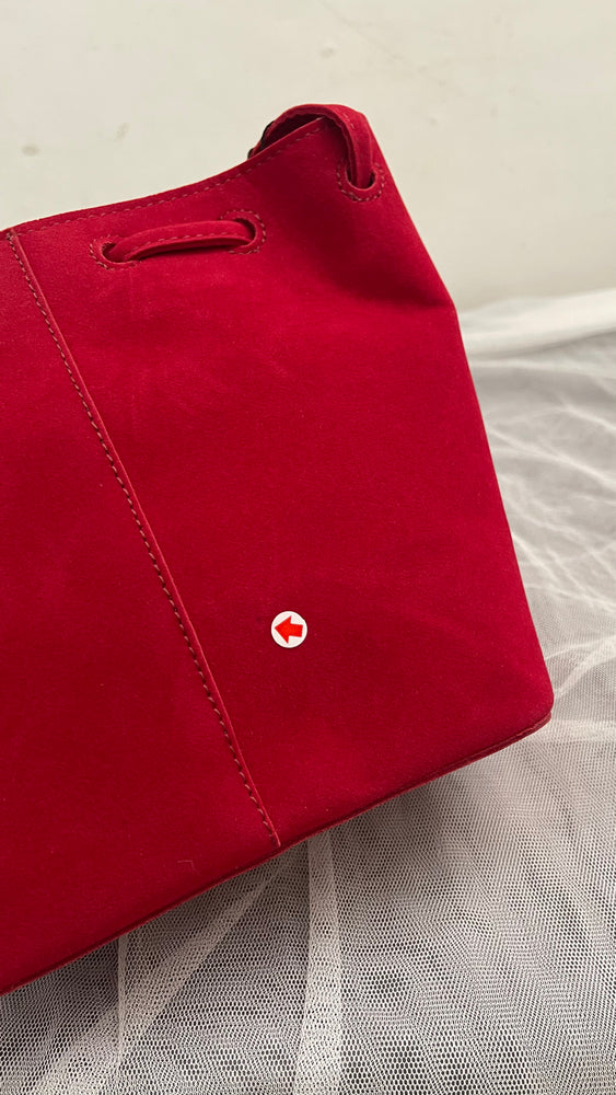 SAMPLE/DEFECT SALE - Taffy Bucket Bag in Red