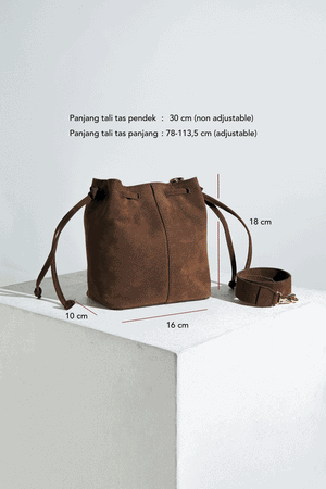 Taffy Bucket Bag in Espresso