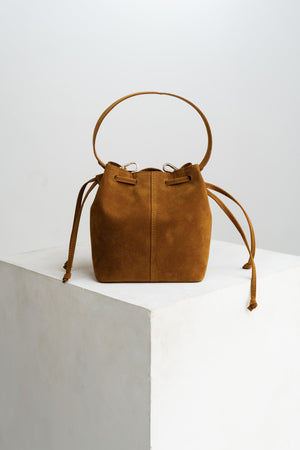 Taffy Bucket Bag in Honey