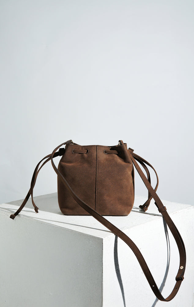 Taffy Bucket Bag in Espresso