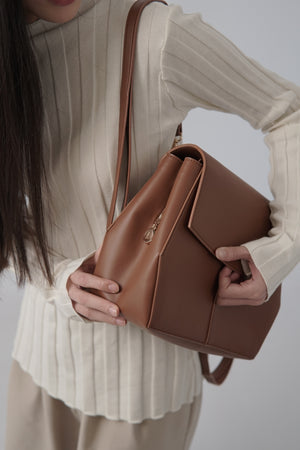 Medium Liora Backpack in Hazel-Brown