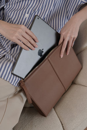Levaya iPad Sleeve in Copper Brown
