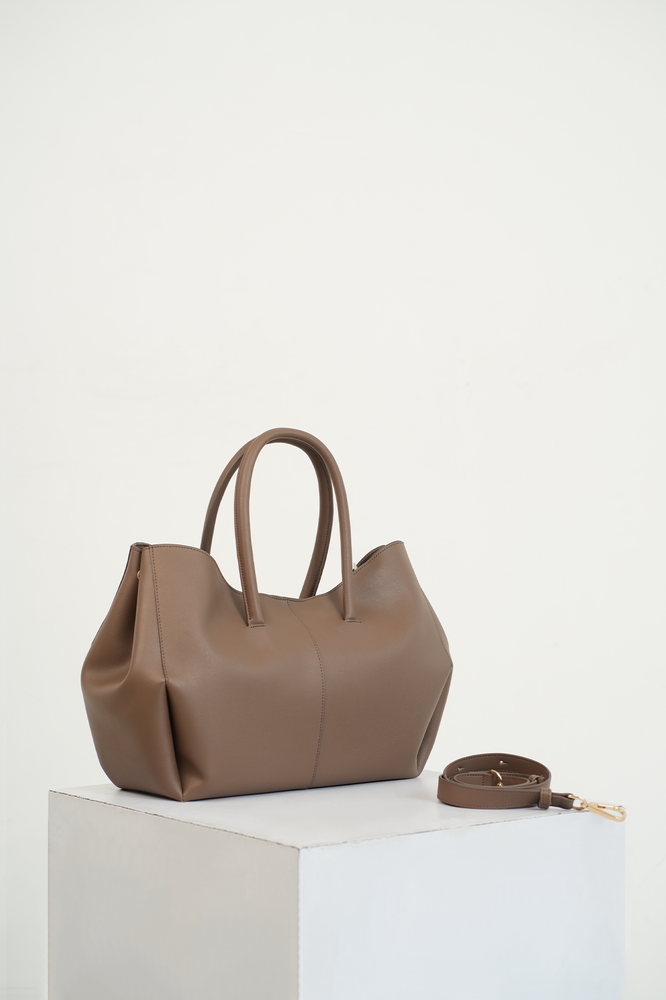 Madden Bag in Mocca