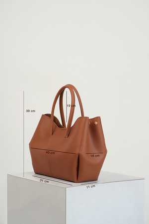 Madden Bag in Tan