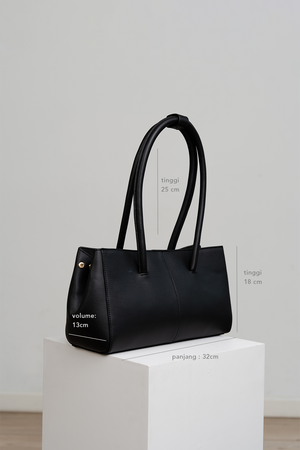 Tortee Baguette Bag in Black