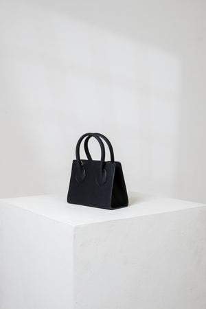 Lynn Mini Bag in Black