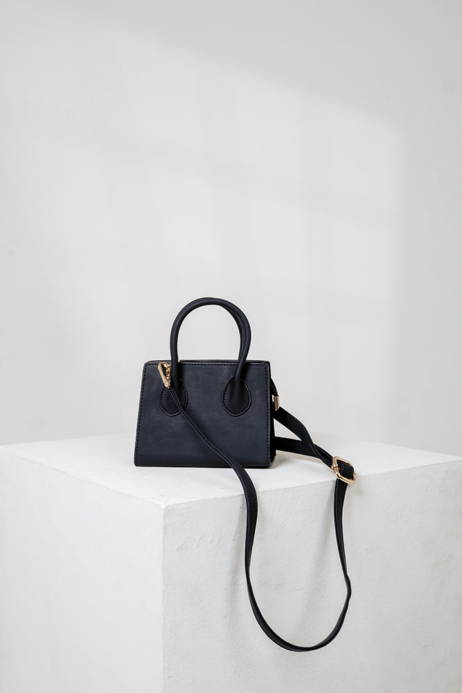 Lynn Mini Bag in Black