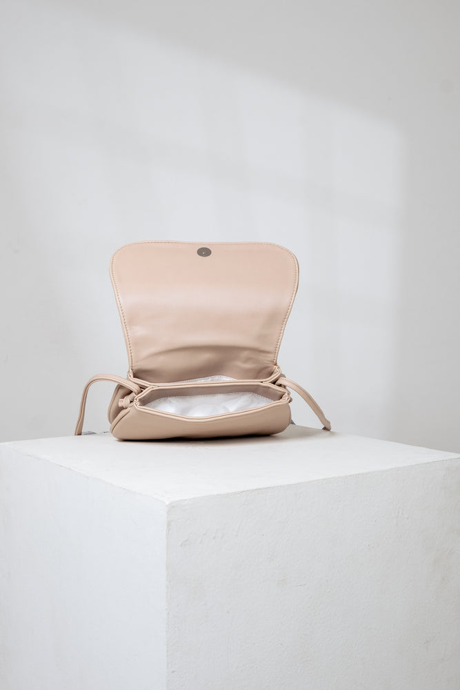 Edden Mini Bag in Beige